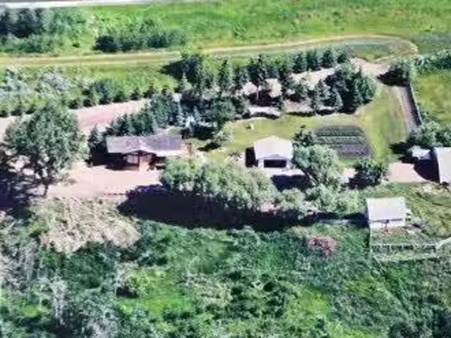 House for sale in Alberta