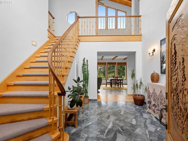 House for sale in Oregon City, Clackamas County