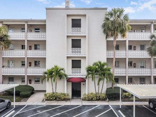 Condo for sale in Clearwater, Florida