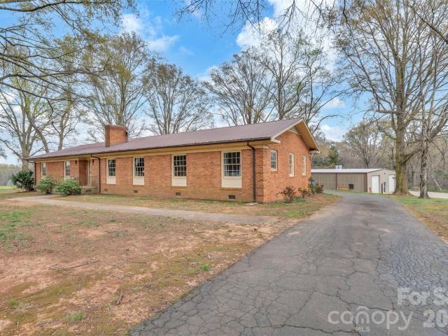 House for sale in Marshville, North Carolina