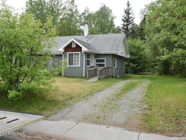 House for sale in Alaska