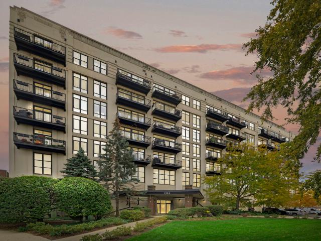 Condo for sale in Chicago Park, Illinois