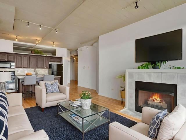 Condo for sale in Chicago Park, Illinois