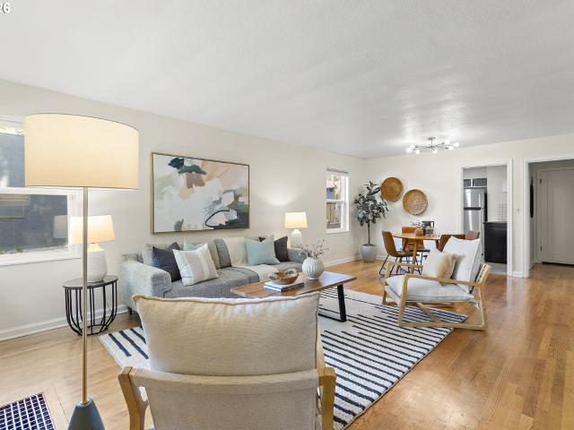 House for sale in Colonial Heights, Portland