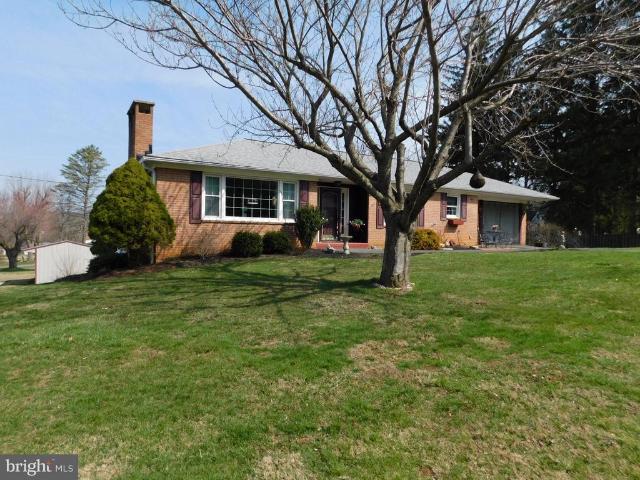 House for sale in Blue Ridge Summit, Pennsylvania
