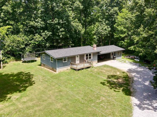 House for sale in Thompsonville, Illinois