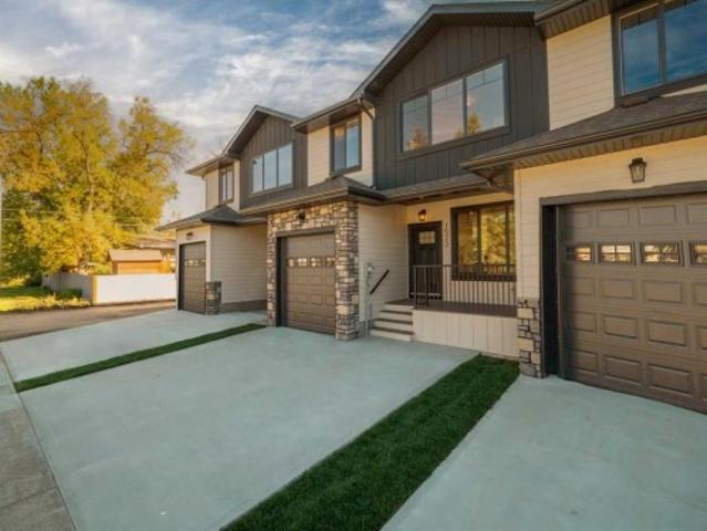House for sale in Agnes Davidson, Lethbridge