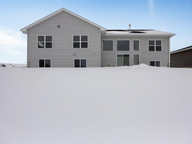 House for sale in Linn, Iowa