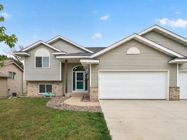 House for sale in New Prague, Scott County