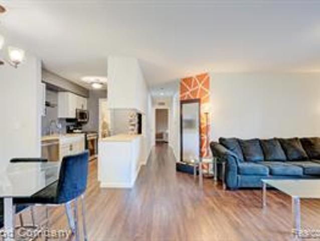 Condo for sale in Trenton, Michigan