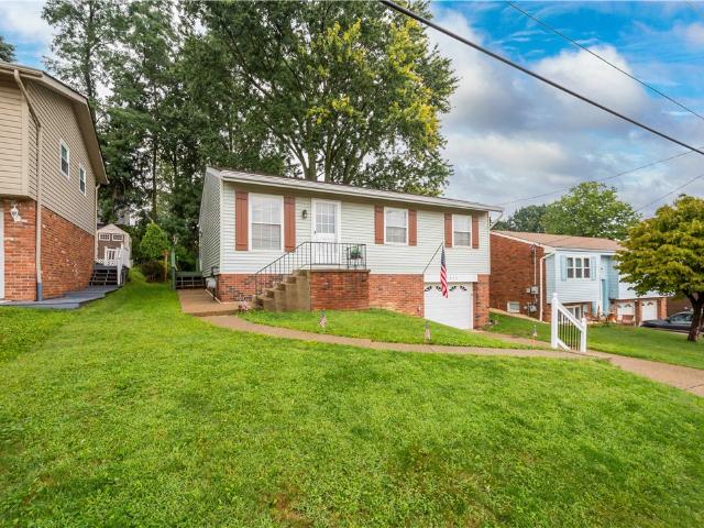 House for sale in South Park, Pennsylvania