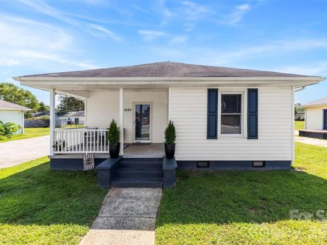 House for sale in Belmont, North Carolina