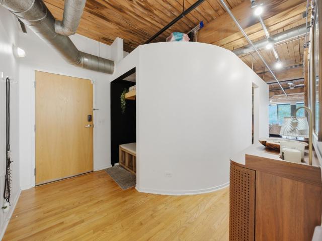 Property for rent in Chicago Park, Illinois