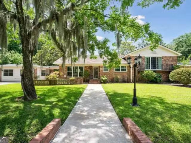 House for sale in Savannah