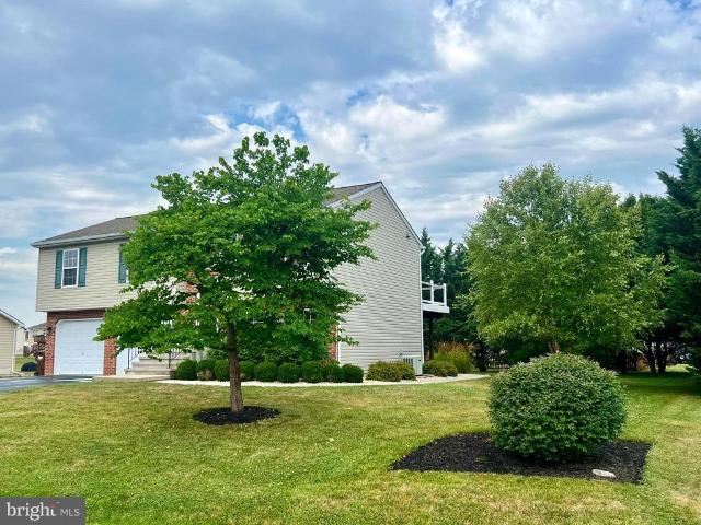 House for sale in Shady Grove, Pennsylvania
