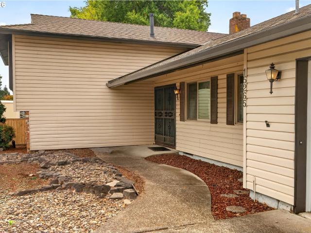 House for sale in Oatfield, Milwaukie