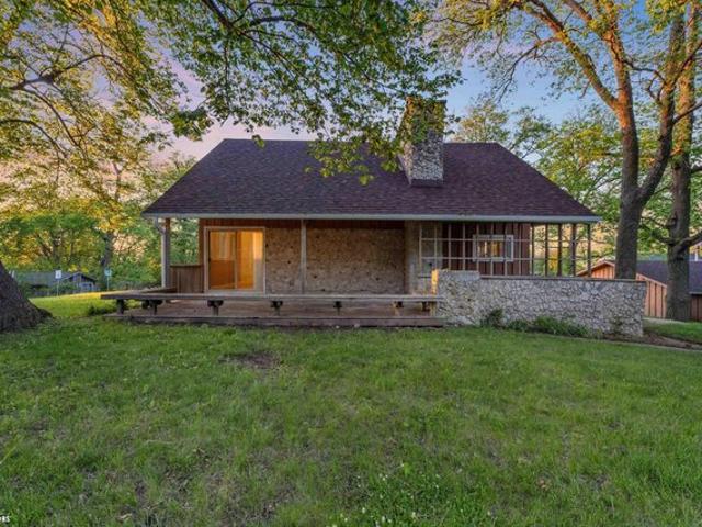 House for sale in Cerro Gordo, Iowa