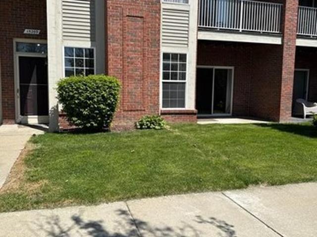 Condo for sale in Clinton Township, Michigan