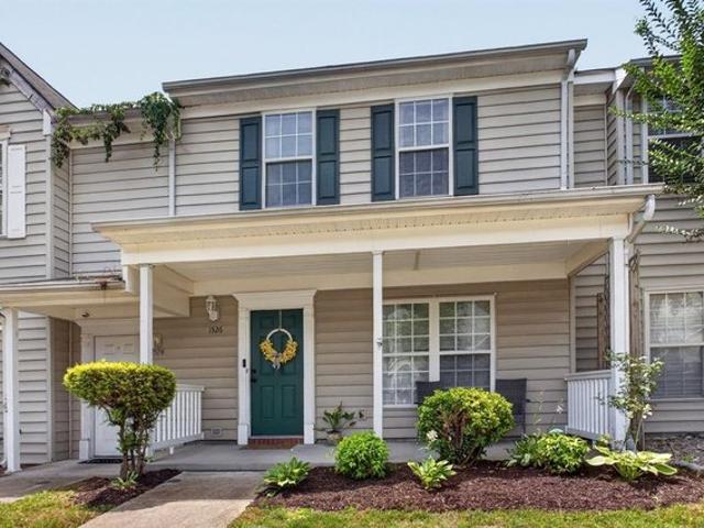 Townhouse for sale in Virginia