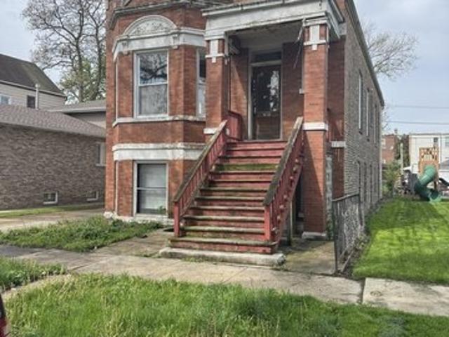 House for sale in Berwyn, Illinois