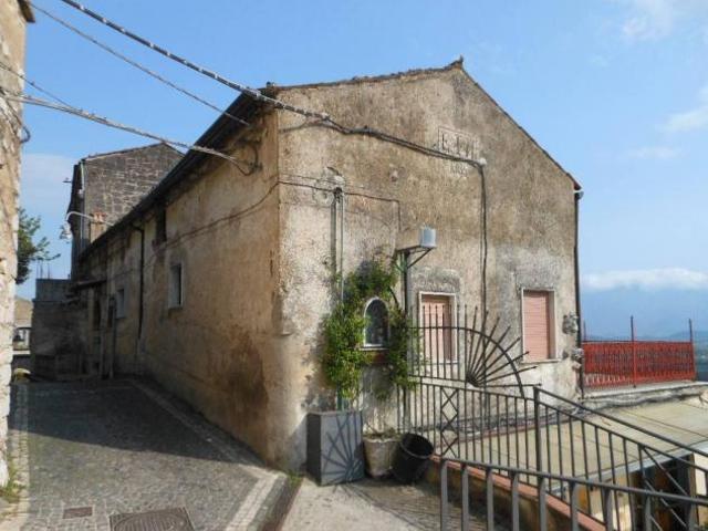 Appartamento in vendita a Pietravairano, Campania