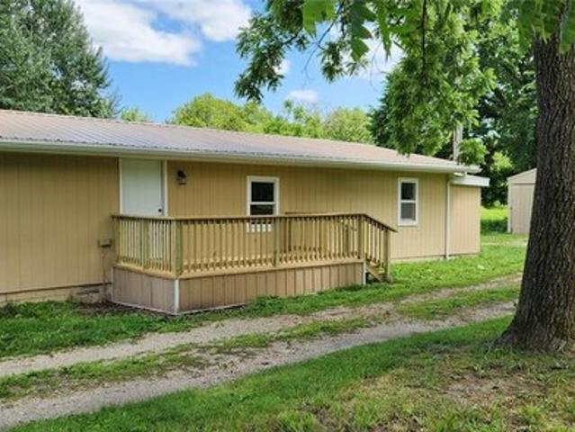 House for sale in Dixon, Missouri