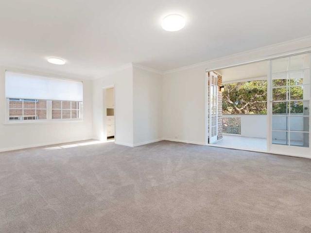 Apartment for rent in Lower North Shore, Sydney
