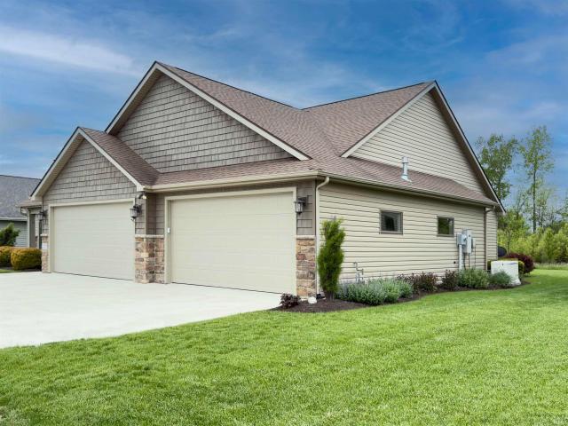 House for sale in Leo, Indiana