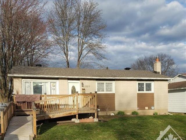House for sale in Orleans