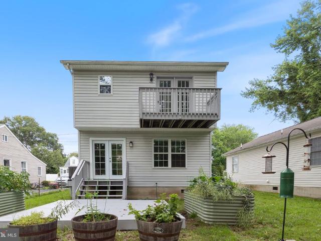 House for sale in Shady Side, Maryland