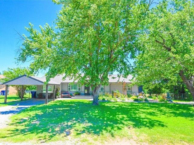 House for sale in Chickasha, Oklahoma