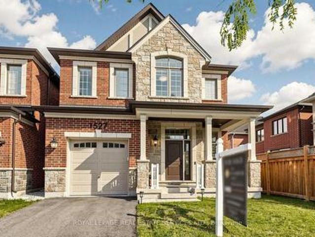 House for sale in Oakville, Ontario