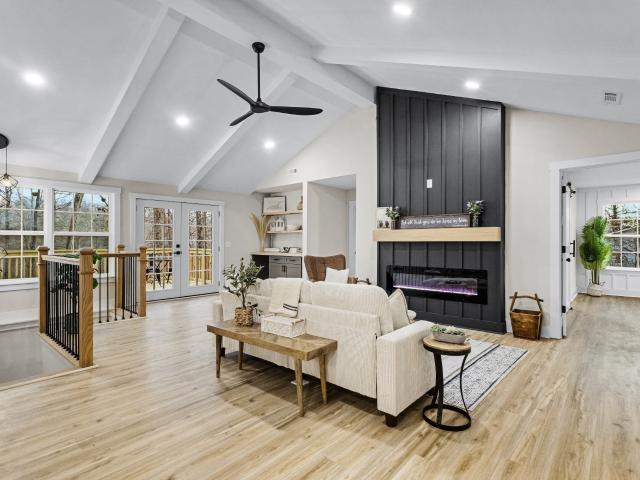 House for sale in White Bluff