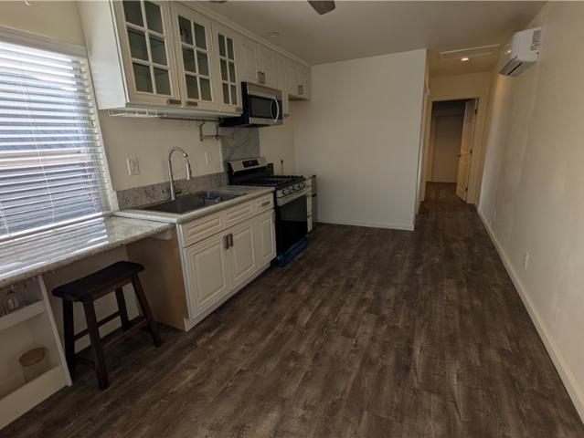 Property for rent in Long Beach, California
