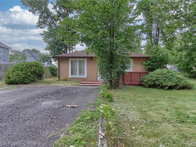 House for sale in Novi, Michigan