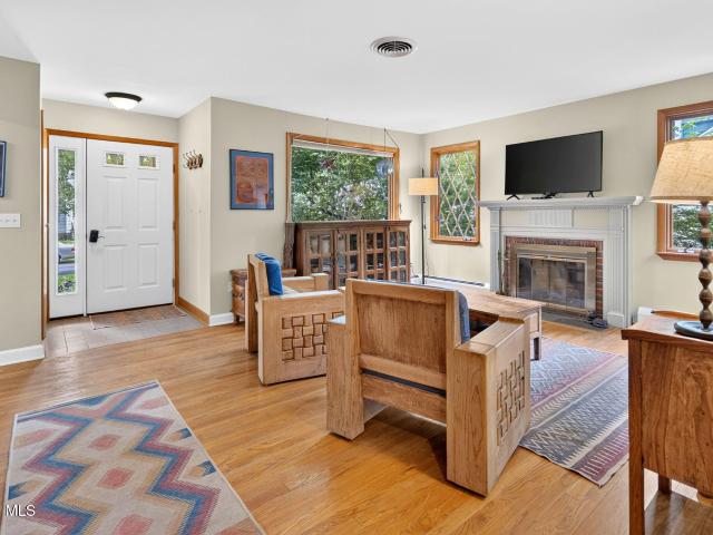 House for sale in Niskayuna, New York