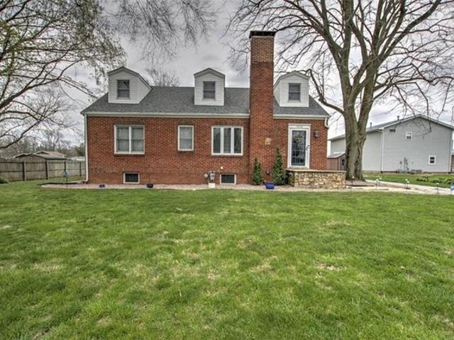 House for sale in Decatur, Illinois