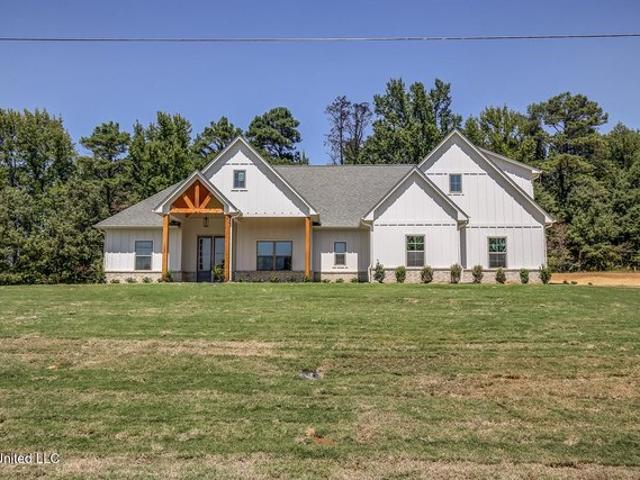 House for sale in Hernando, Mississippi