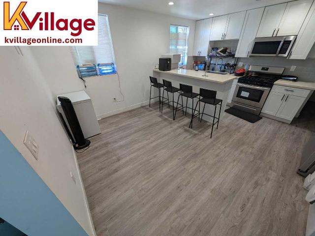 Apartment for rent in Canoga Park, California