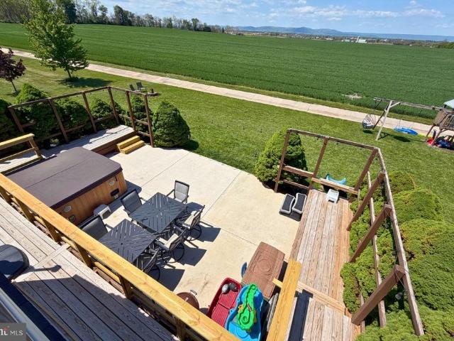 House for sale in Shady Grove, Pennsylvania