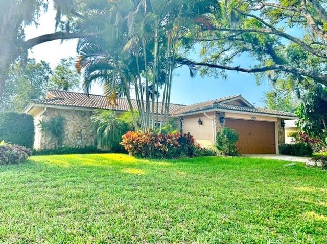 House for sale in Crystal Beach, Florida