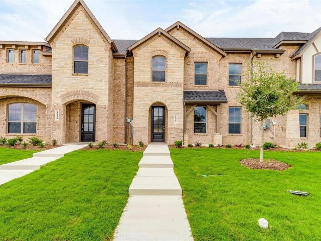 Townhouse for sale in Mansfield, Texas