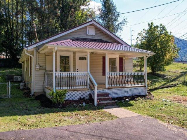 House for sale in Valley Forge, Elizabethton