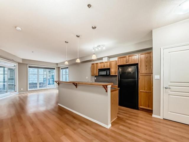 Apartment for sale in Wedgewood, Alberta