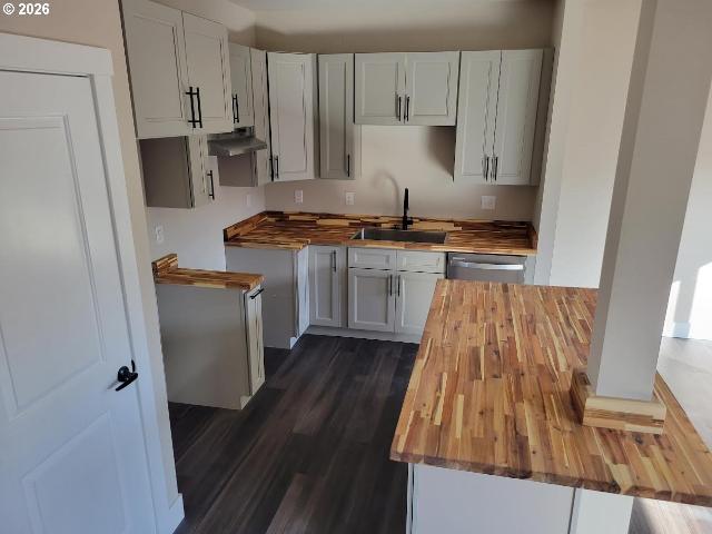 House for sale in Oregonia