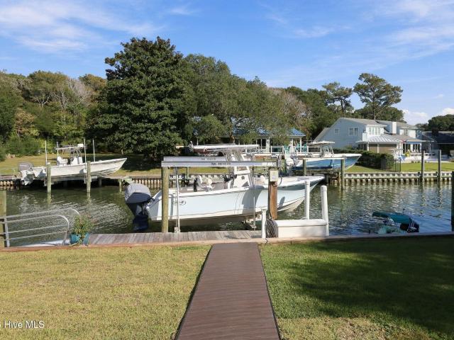 House for sale in Pine Knoll Shores, Carteret County
