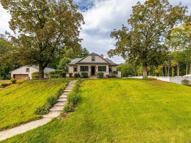 House for sale in Avon, Connecticut