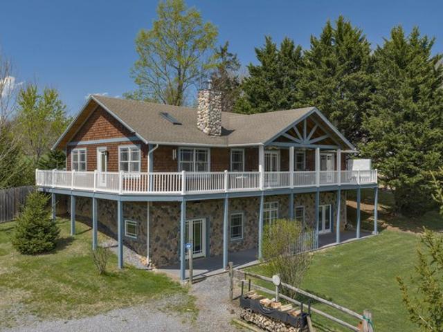 House for sale in Virginia