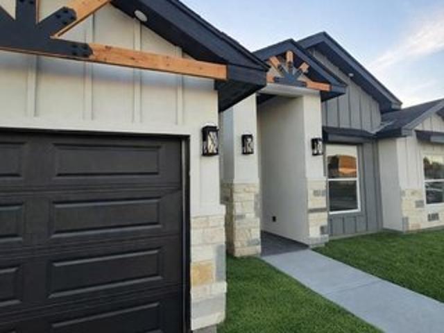 House for sale in Cameron, Texas