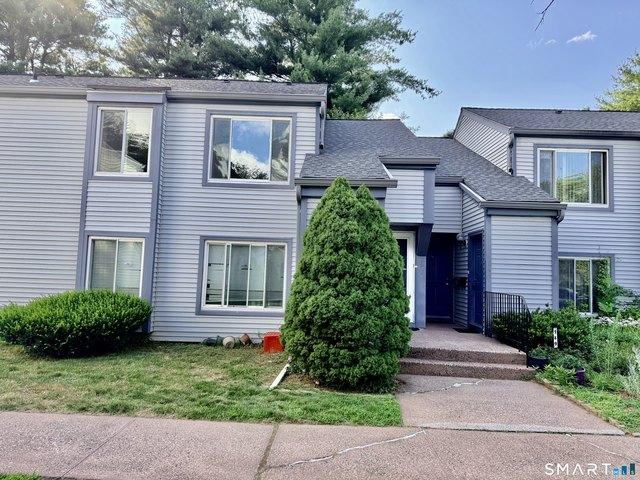 Townhouse for sale in South Windsor, Connecticut